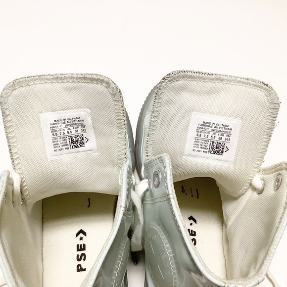 {Converse} Leather Sneaker - Picture 5 of 6